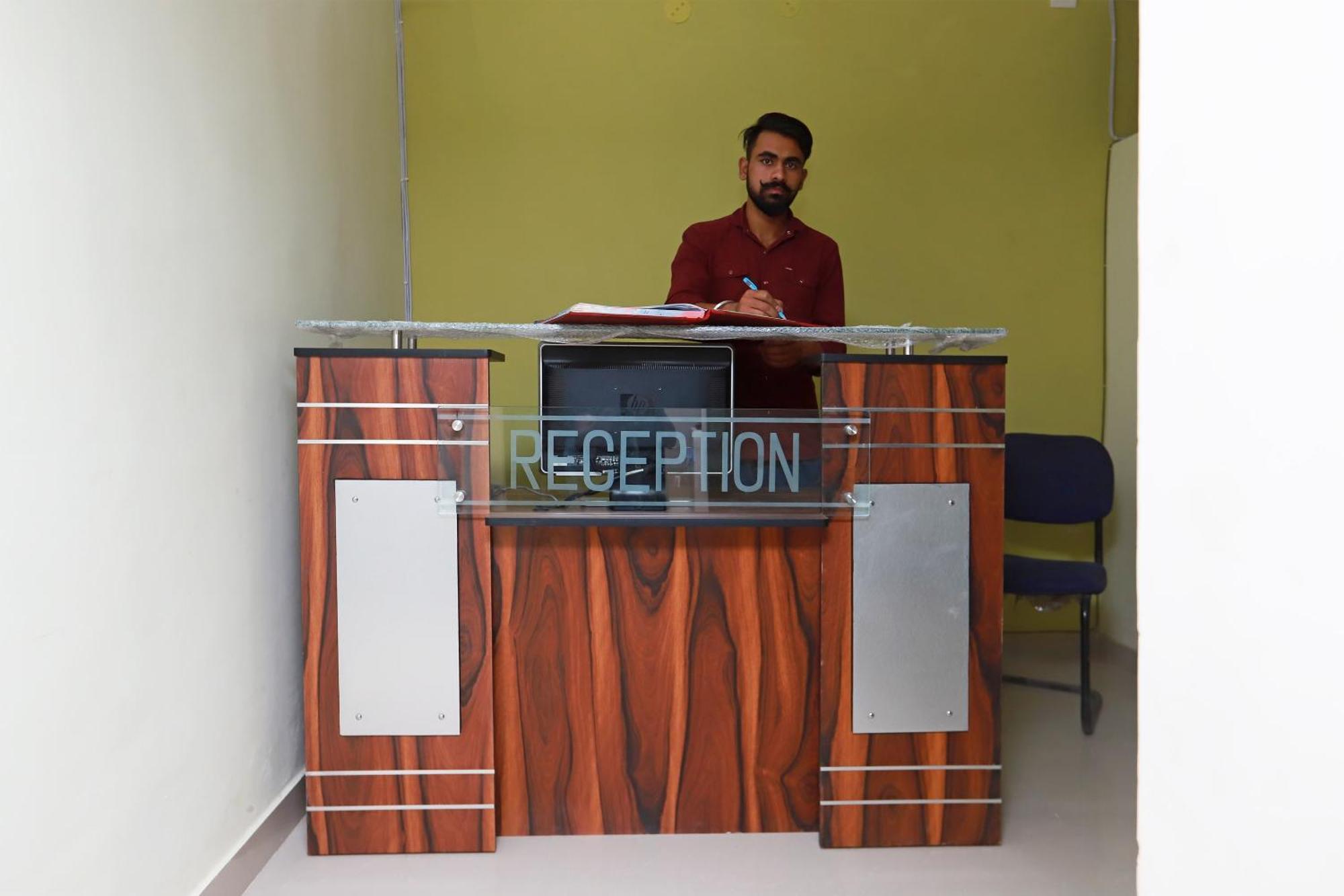 Hotel O Silverline Residency Faridabad Eksteriør billede